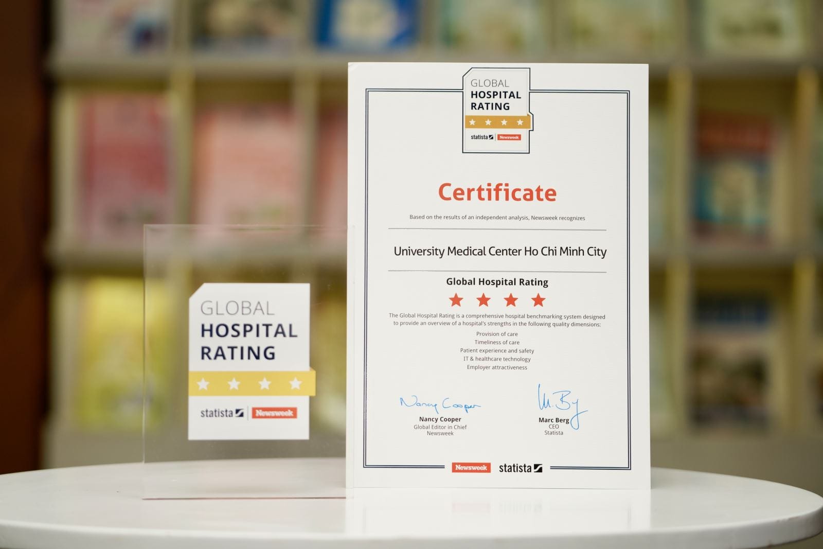 Đạt chứng nhận 4 sao từ Hệ thống xếp hạng bệnh viện toàn cầu của Statista và Newsweek