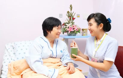 Lớp Nghiệp vụ hộ lý trợ giúp chăm sóc dành cho nhân viên công tác tại cơ sở y tế, Khóa 2